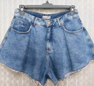 SHORTINHO JEANS